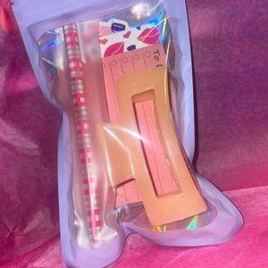 Hairclip beauty kits !